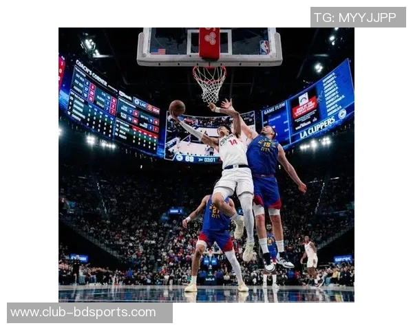 尼德豪泽全场表现出色杰明三分火力全开弗拉格不幸伤退影响球队士气