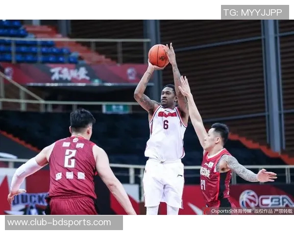 刘传兴表现出色7投6中高效贡献16分5篮板1次抢断助力球队胜利